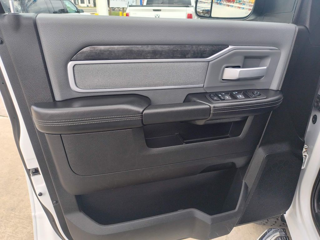 2022 RAM 2500 Image 14