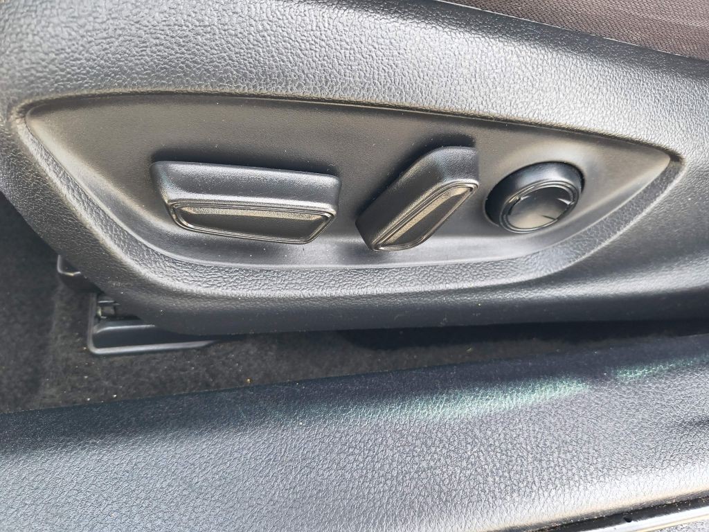 2022 Toyota Camry Image 13