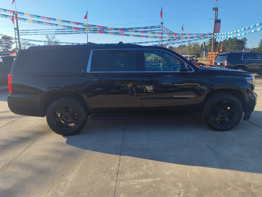 2020 Chevrolet Suburban Image 6