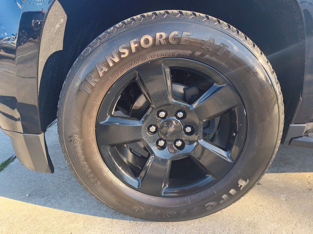 2020 Chevrolet Suburban Image 9