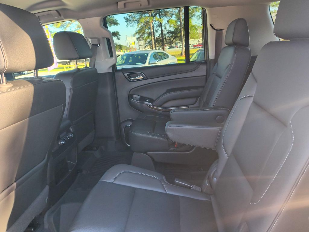2020 Chevrolet Suburban Image 23