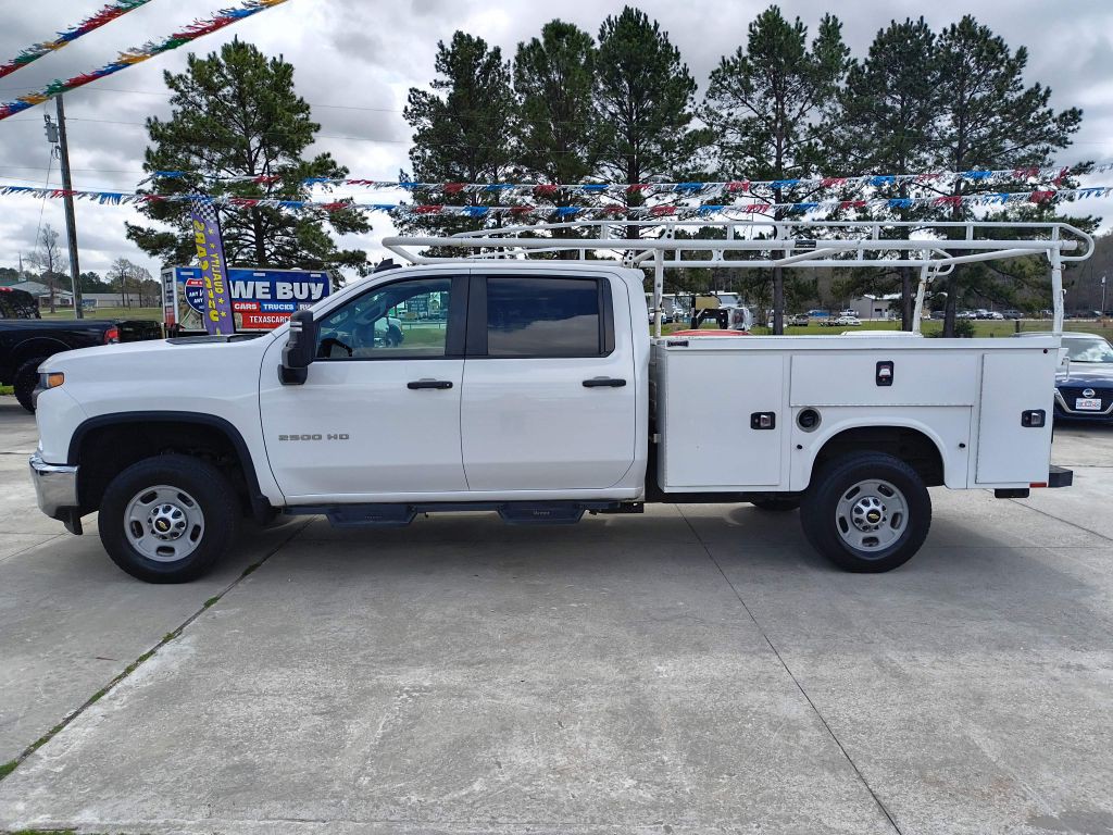 2021 Chevrolet Silverado 1500 Image 2