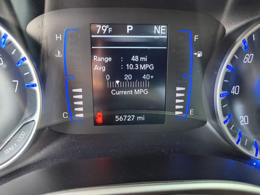 2023 Chrysler Voyager Image 18