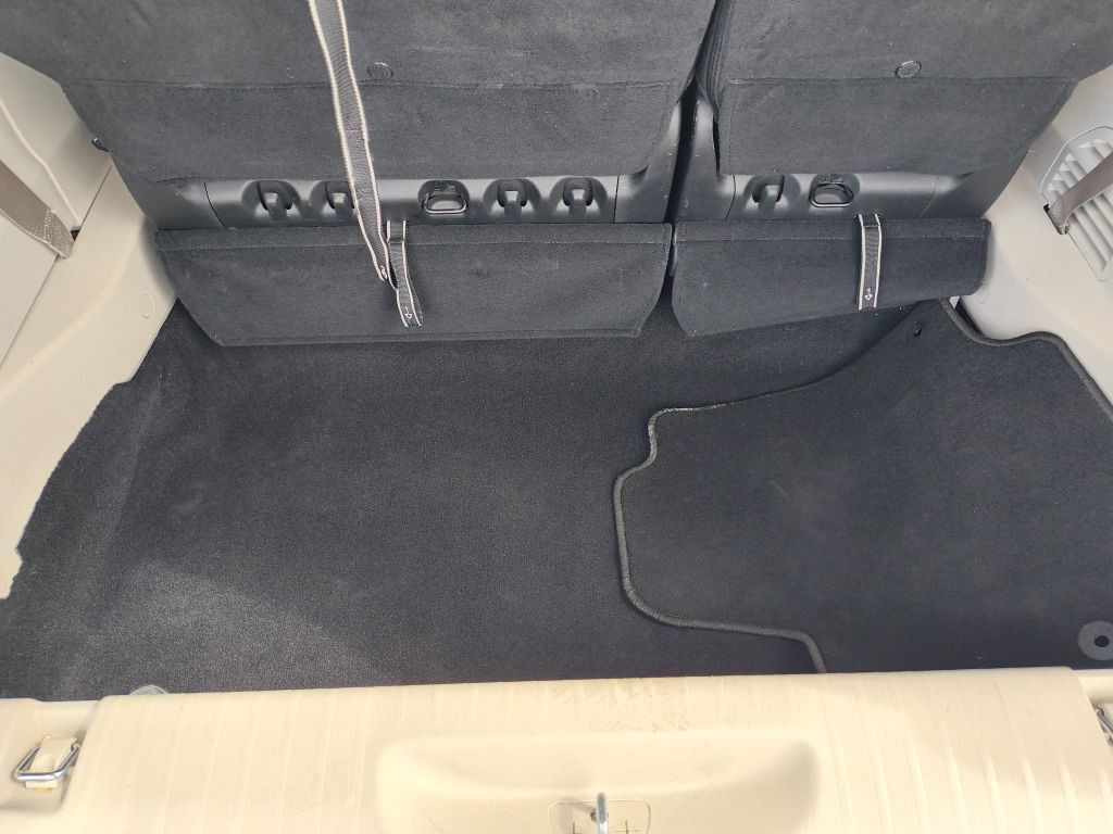 2023 Chrysler Voyager Image 29