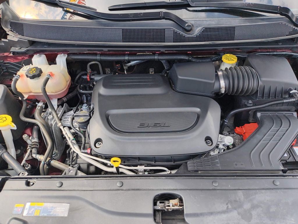 2023 Chrysler Voyager Image 30