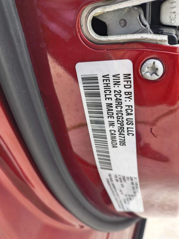 2023 Chrysler Voyager Image 32