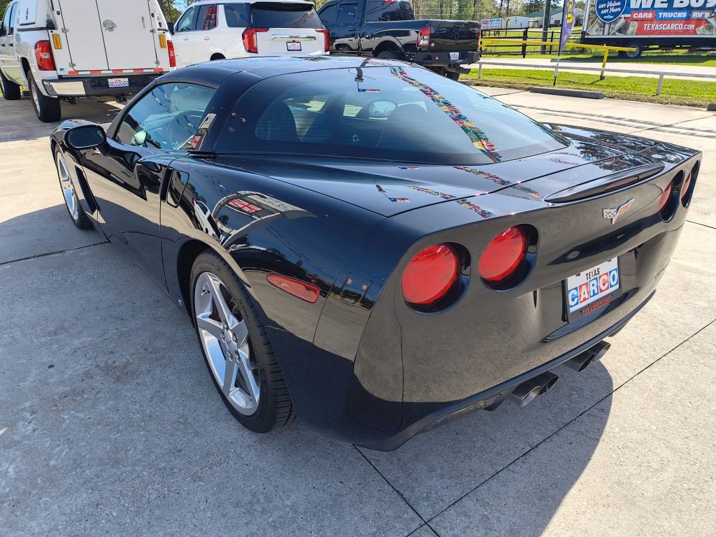 2006 Chevrolet Corvette Image 3