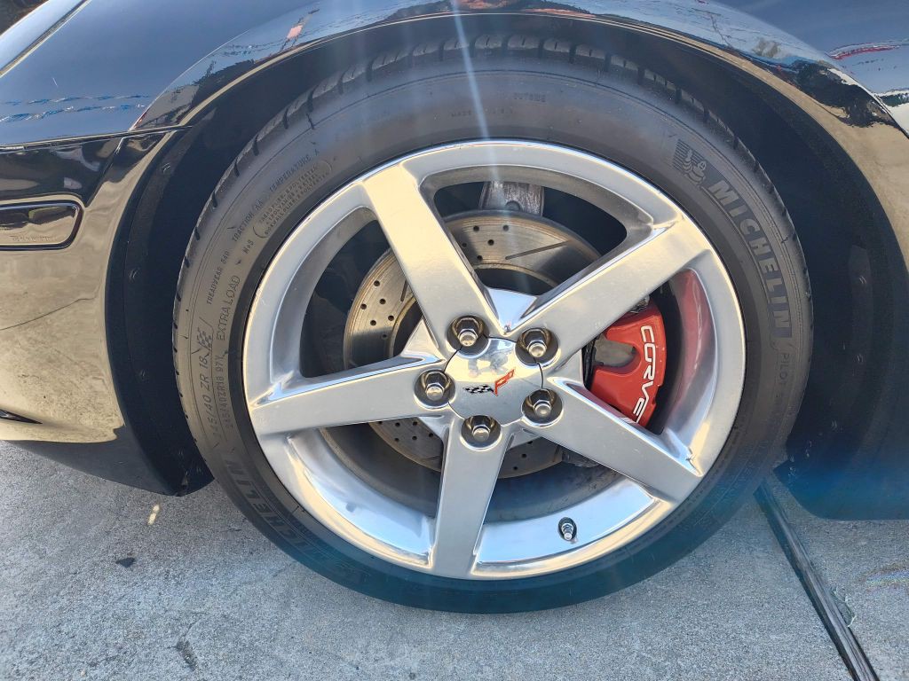 2006 Chevrolet Corvette Image 9