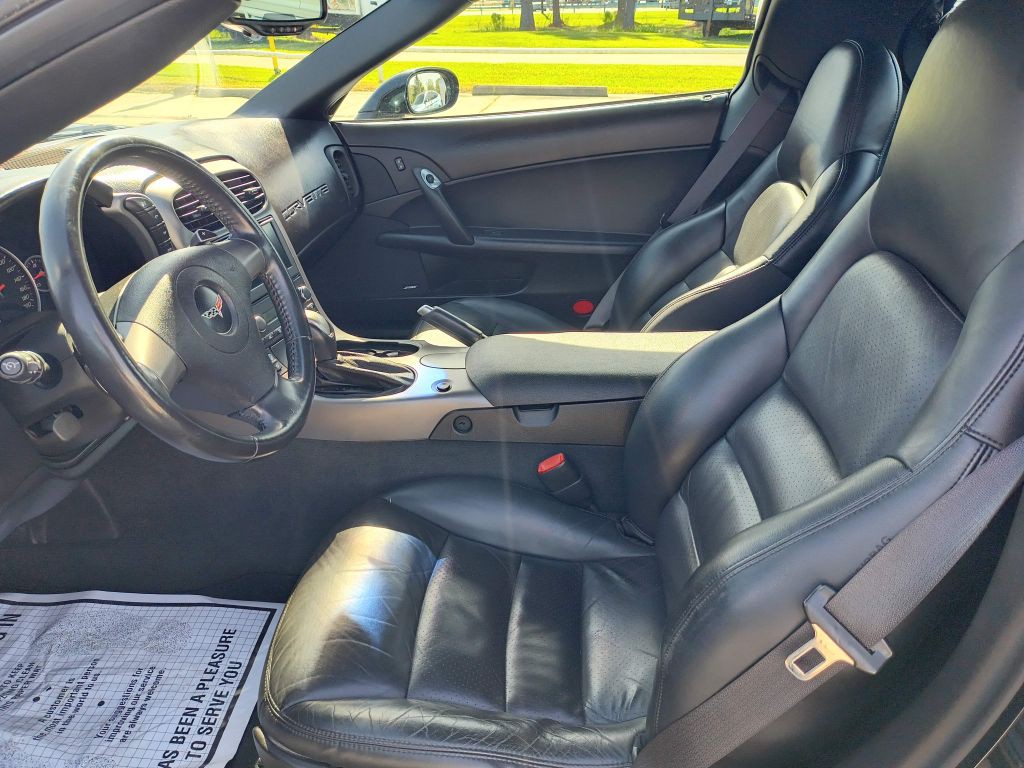 2006 Chevrolet Corvette Image 12