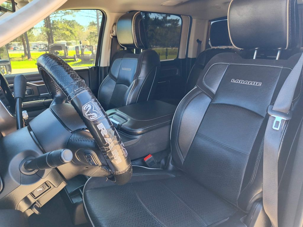 2023 RAM 2500 Image 19
