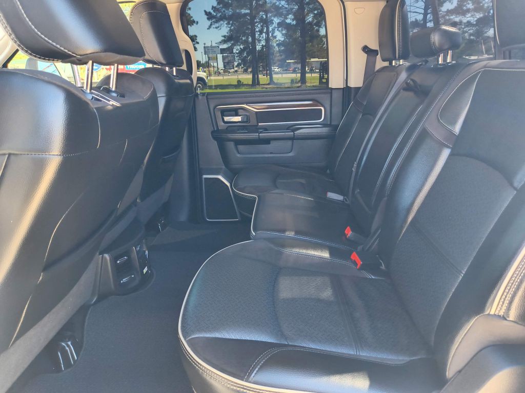 2023 RAM 2500 Image 32