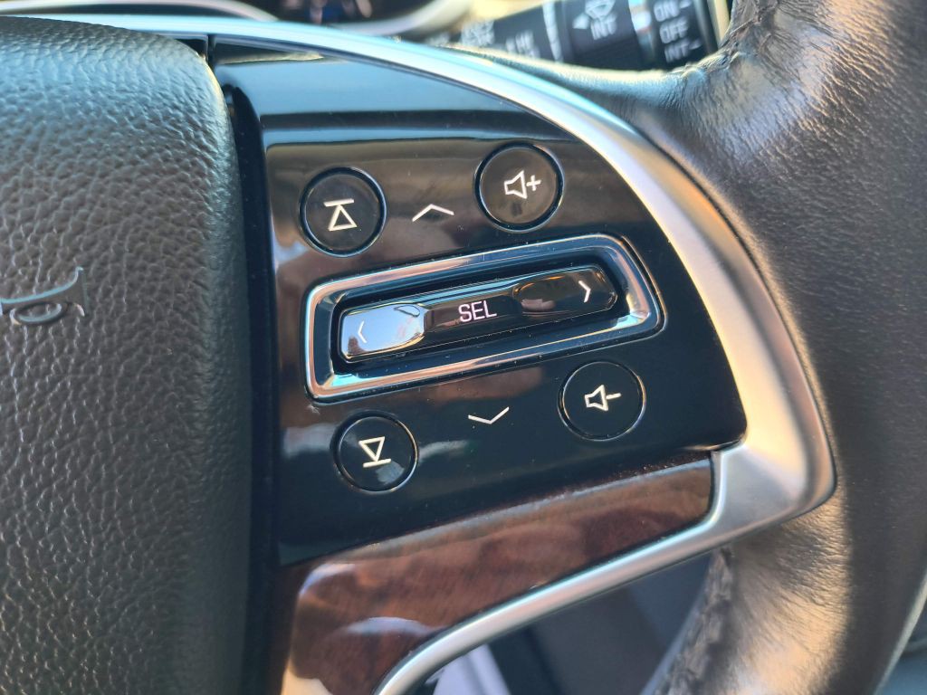 2014 Cadillac SRX Image 17