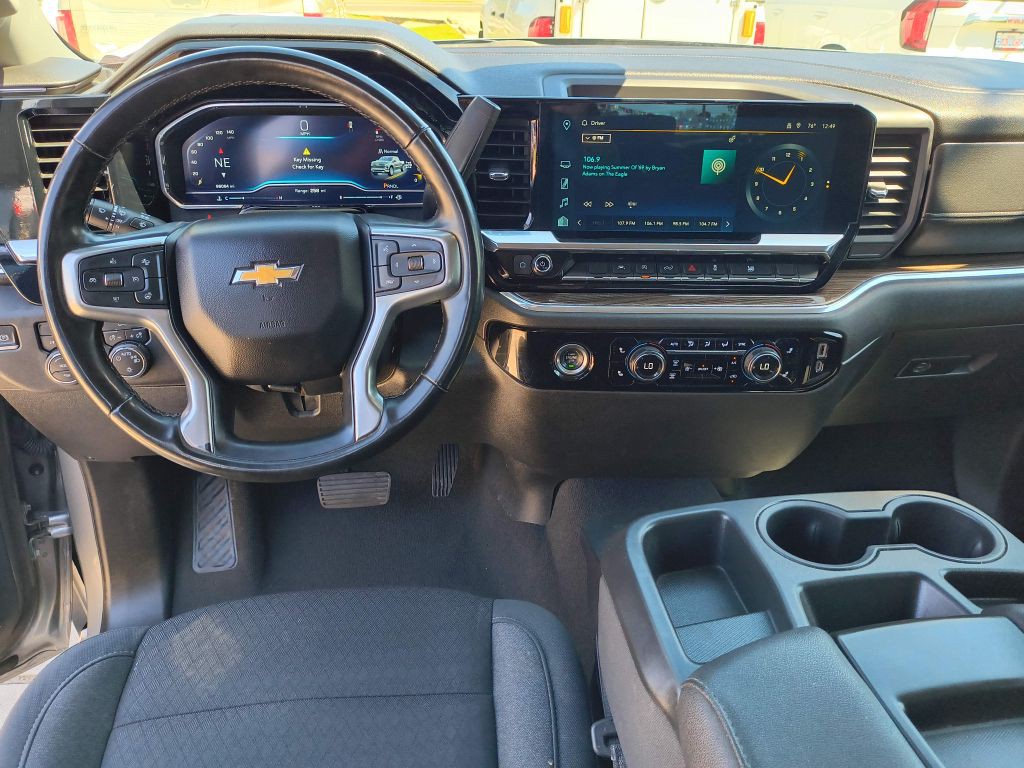 2023 Chevrolet Silverado 1500 Image 17