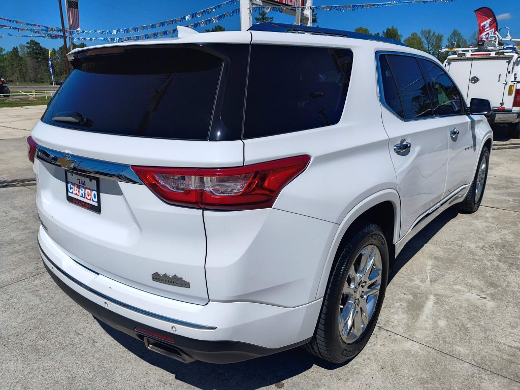2019 Chevrolet Traverse Image 2