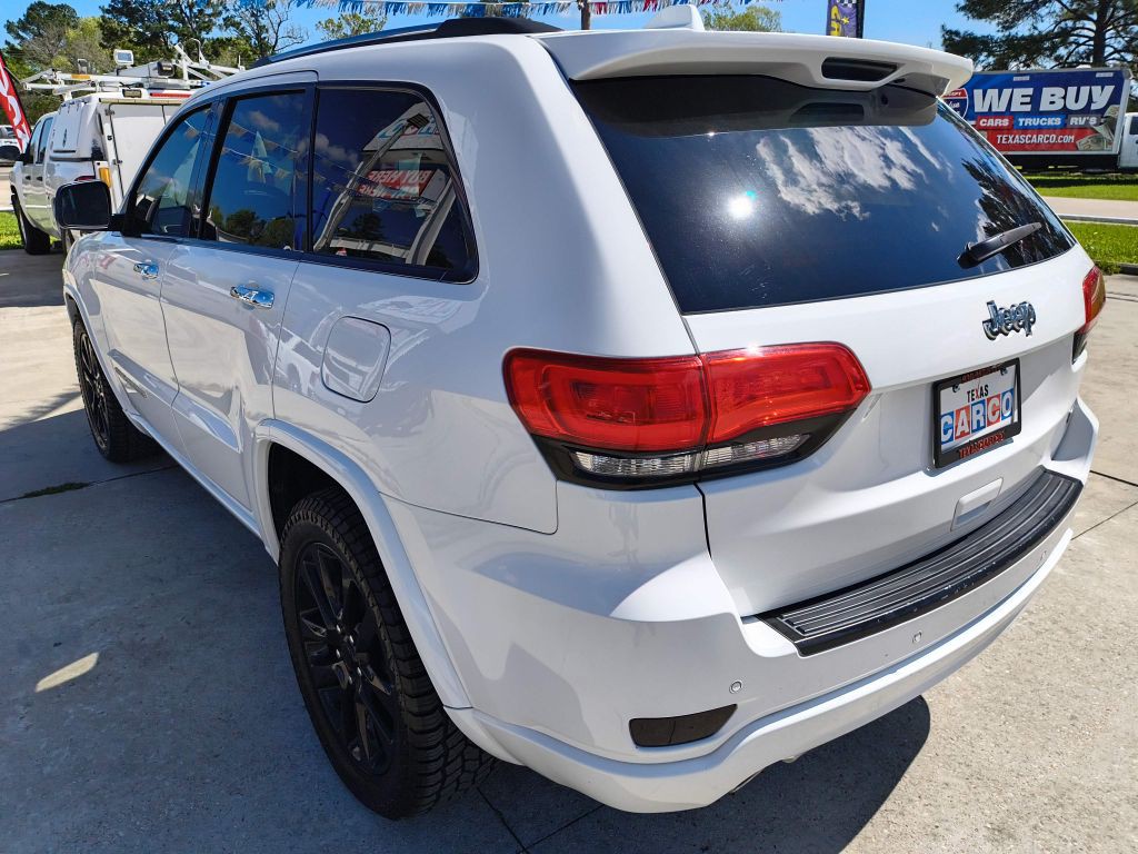 2017 Jeep Grand Cherokee Image 3