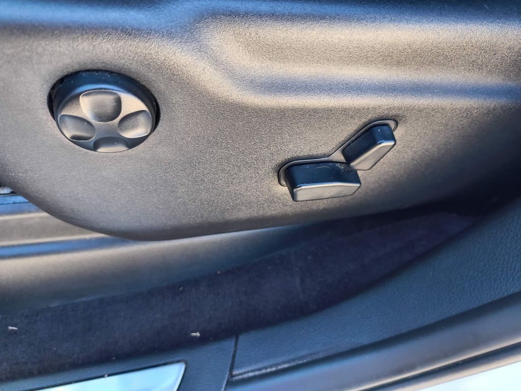 2017 Jeep Grand Cherokee Image 12