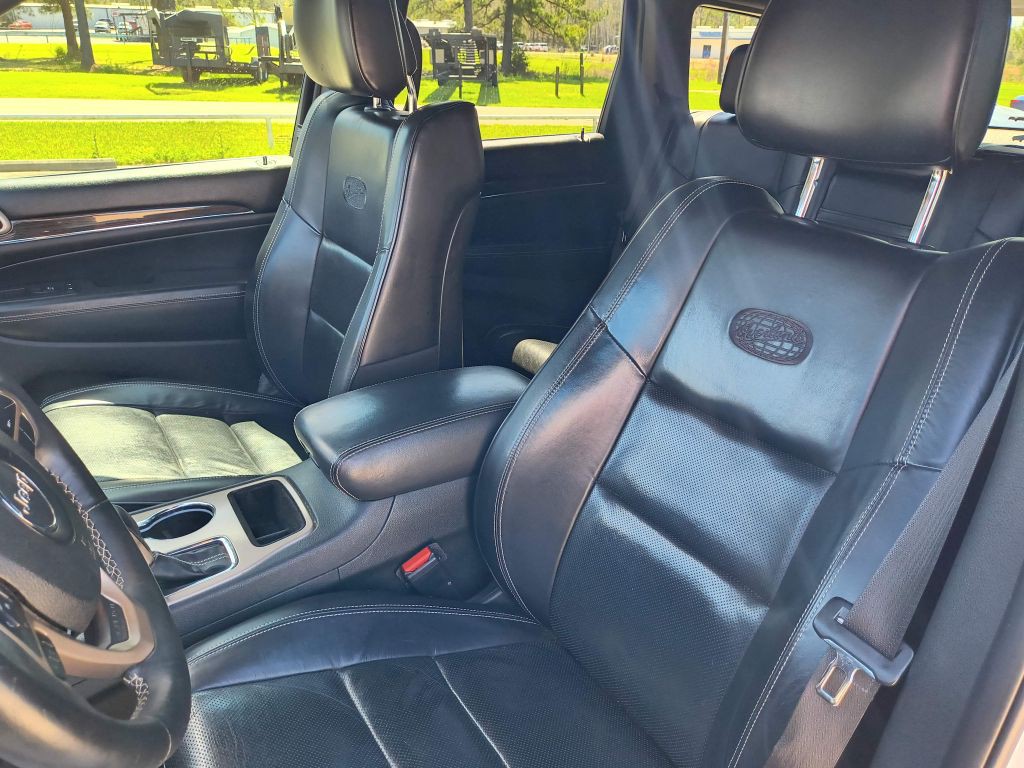 2017 Jeep Grand Cherokee Image 13