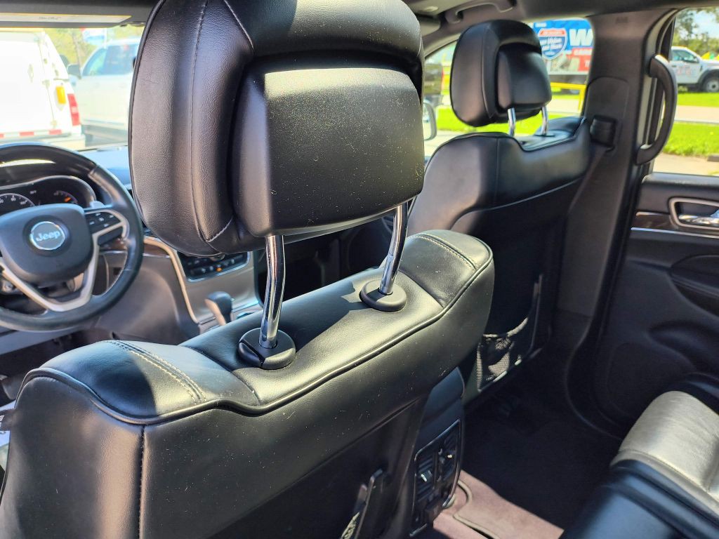 2017 Jeep Grand Cherokee Image 24