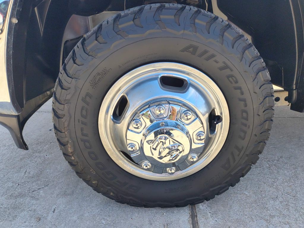2024 RAM 3500 Image 11