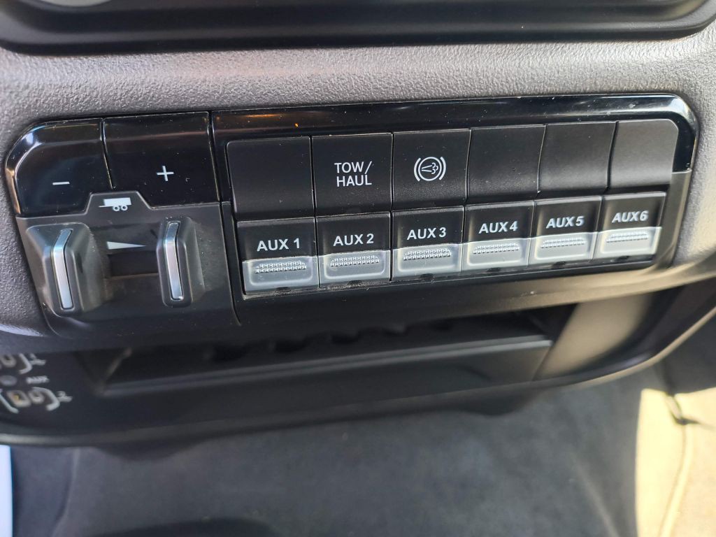 2024 RAM 3500 Image 23