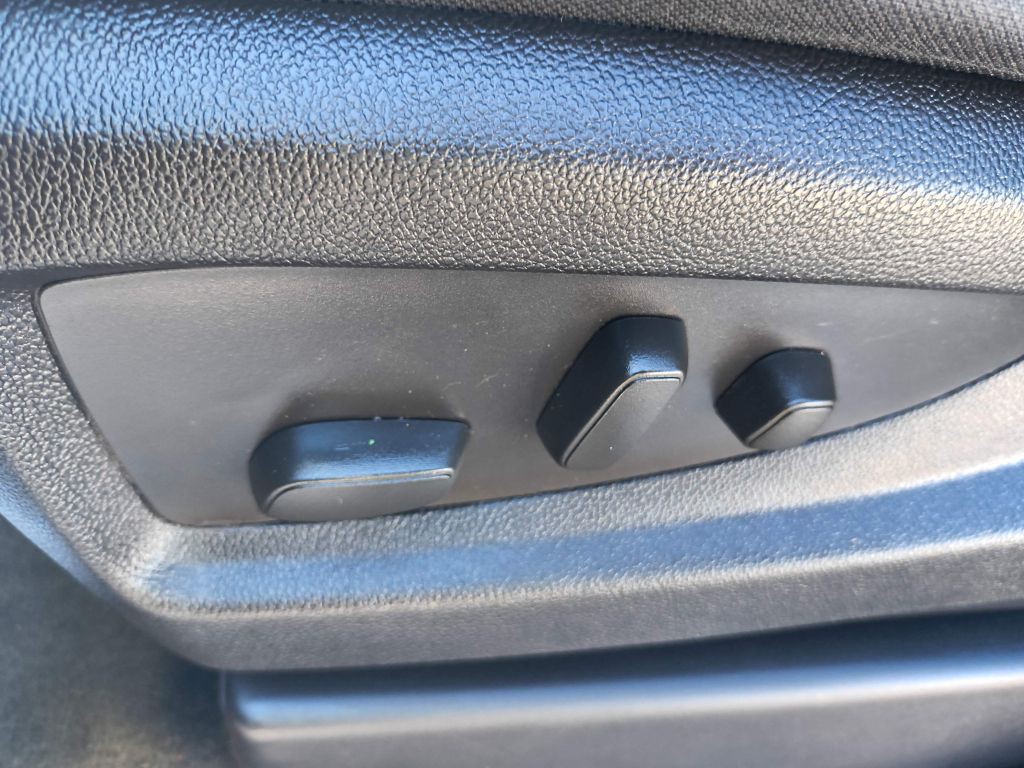 2015 Chevrolet Silverado 1500 Image 14