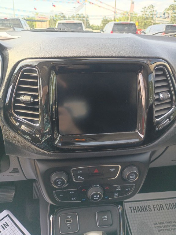 2018 Jeep Compass Image 8