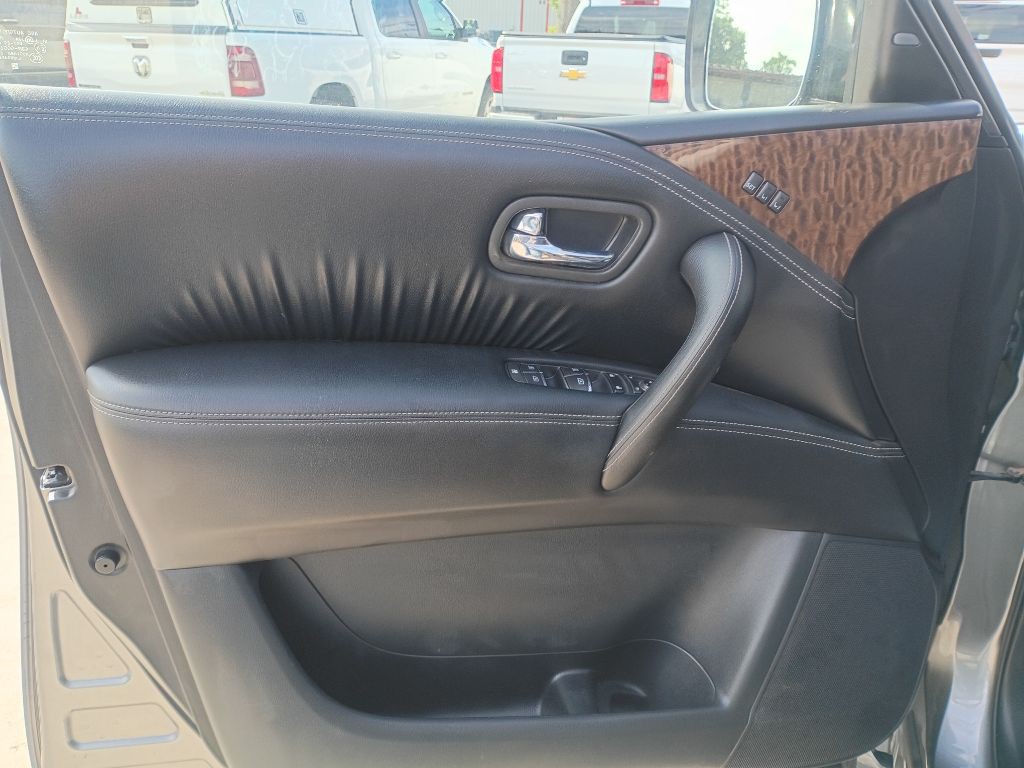 2019 Nissan Armada Image 6