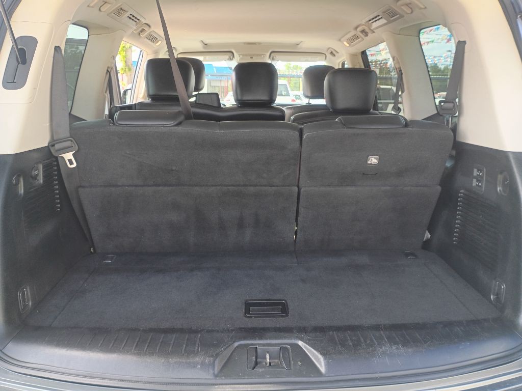 2019 Nissan Armada Image 17
