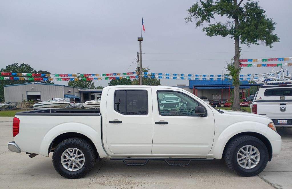 2019 Nissan Frontier Image 3