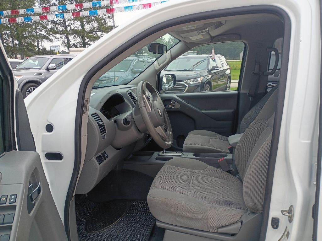 2019 Nissan Frontier Image 5