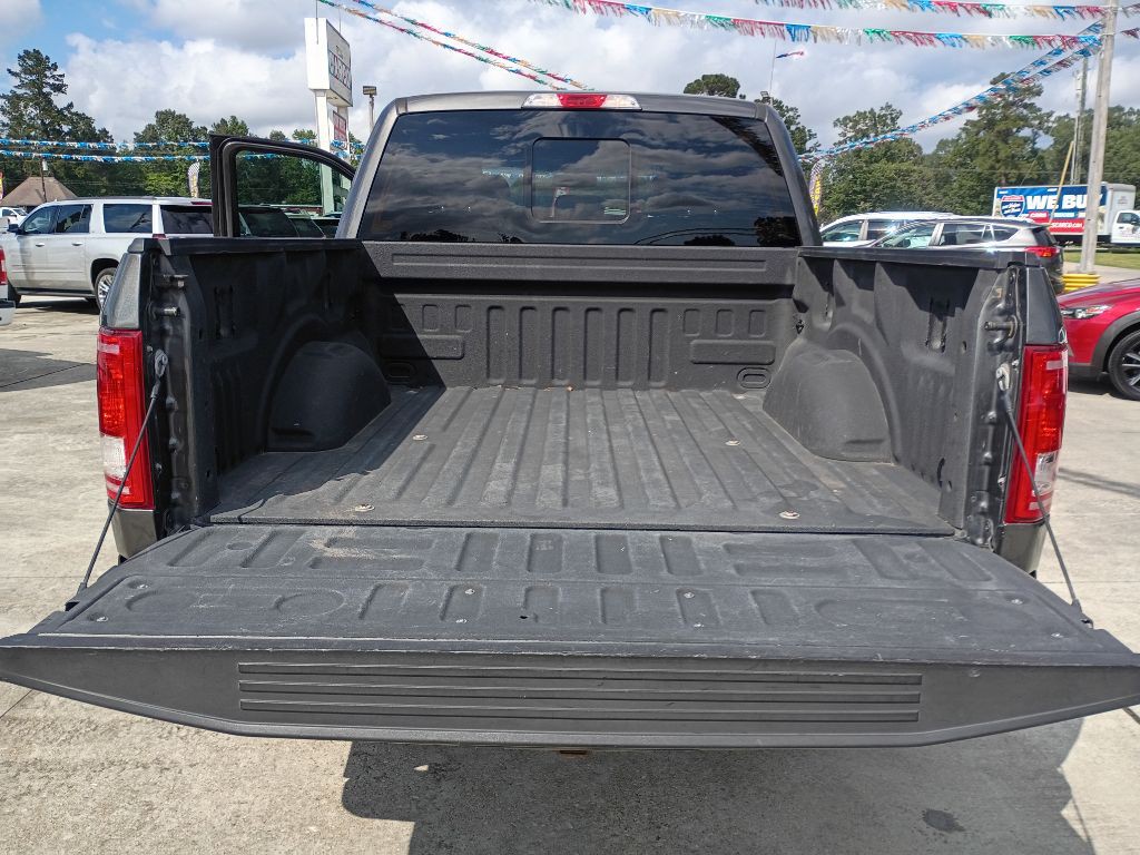 2017 Ford F-150 Image 16