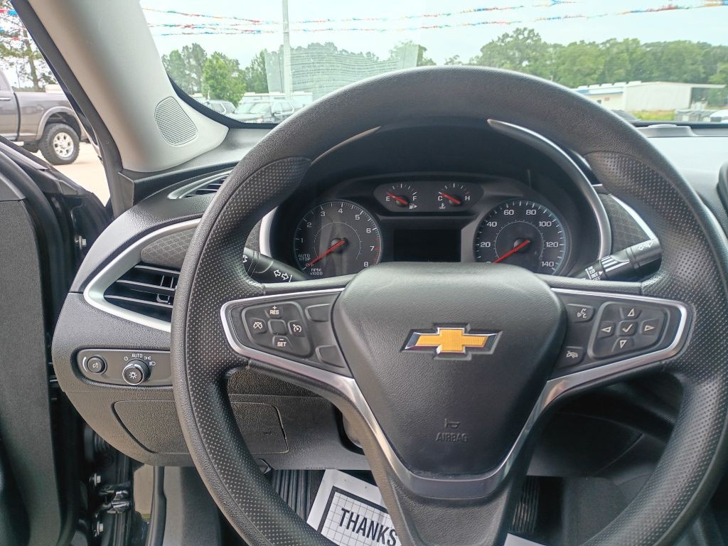 2022 Chevrolet Malibu Image 7