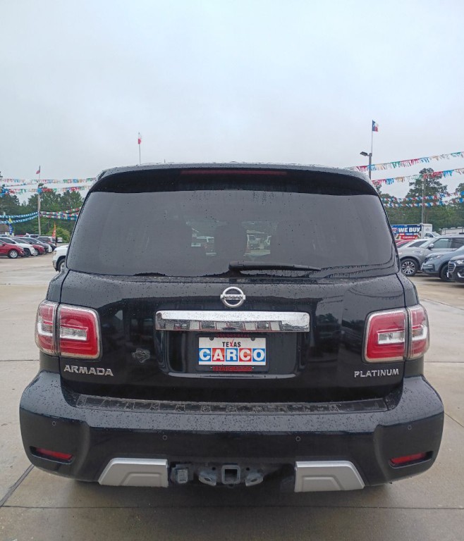 2017 Nissan Armada Image 4