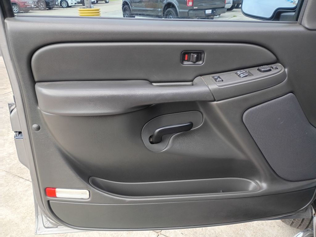 2007 GMC Sierra Image 6