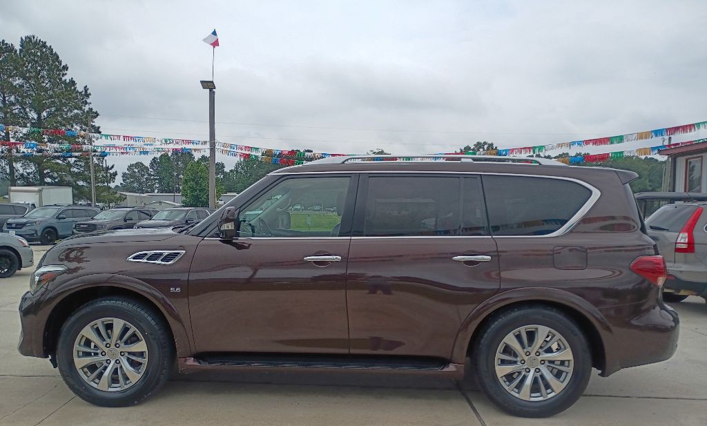 2017 INFINITI QX80 Image 3