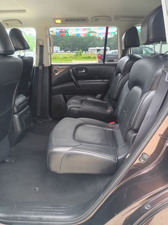 2017 INFINITI QX80 Image 15