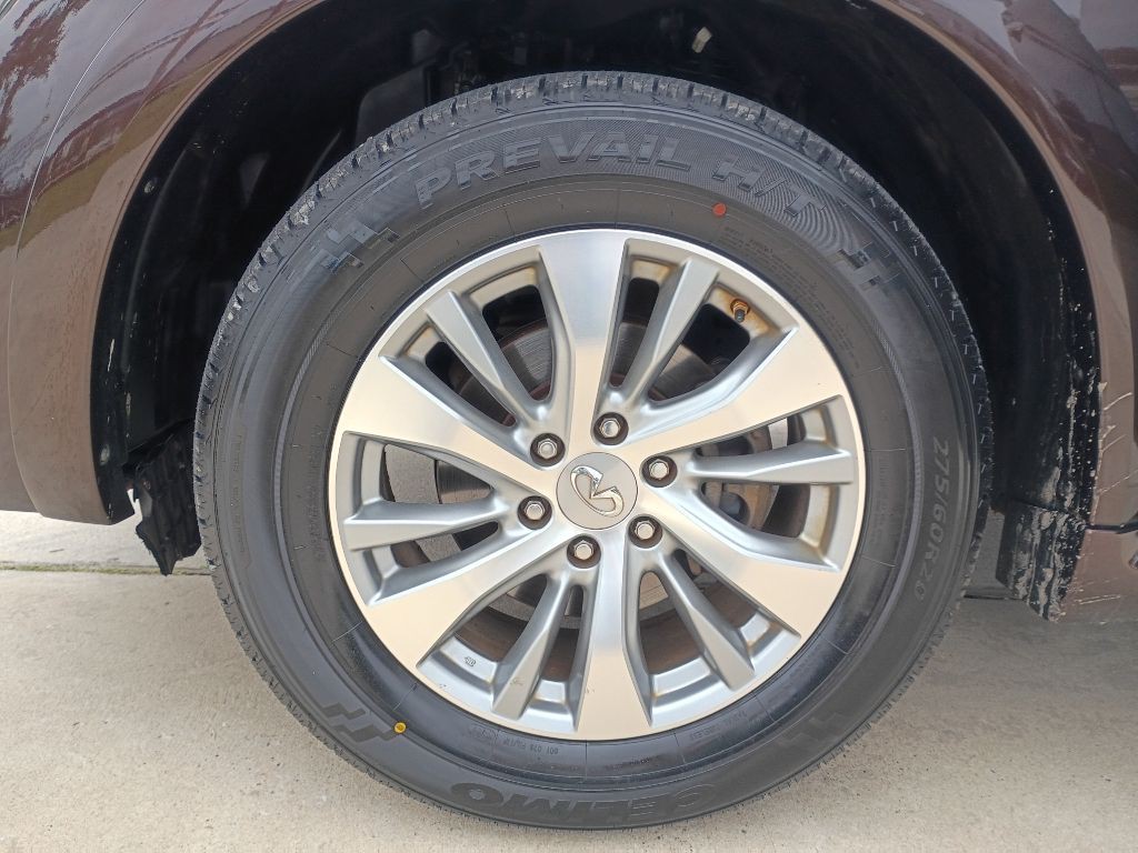 2017 INFINITI QX80 Image 19