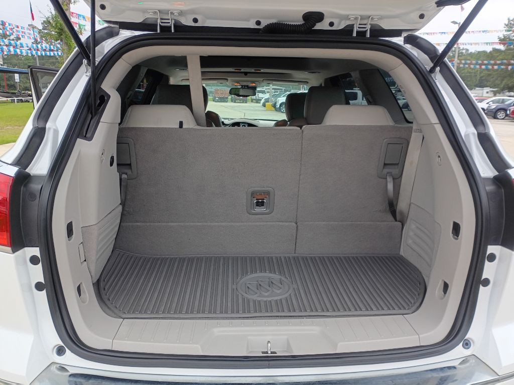 2017 Buick Enclave Image 17