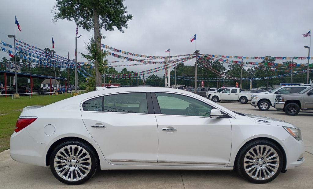 2015 Buick Lacrosse Image 4