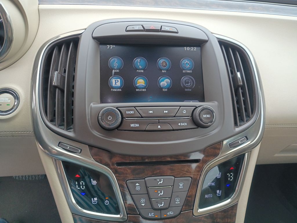 2015 Buick Lacrosse Image 9