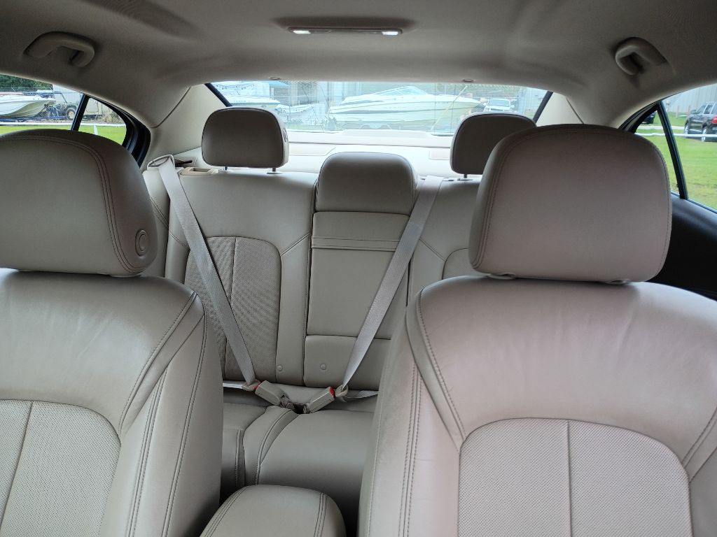 2015 Buick Lacrosse Image 12