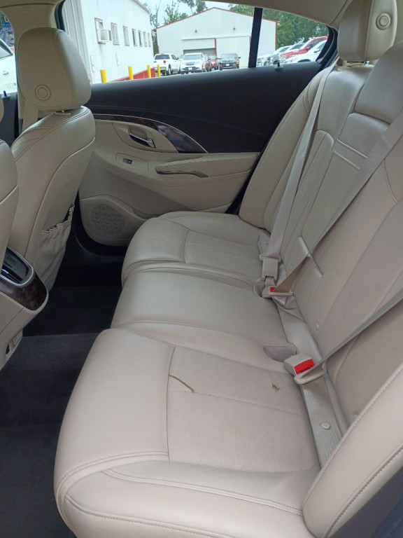 2015 Buick Lacrosse Image 13