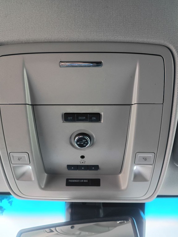 2015 Chevrolet Tahoe Image 11