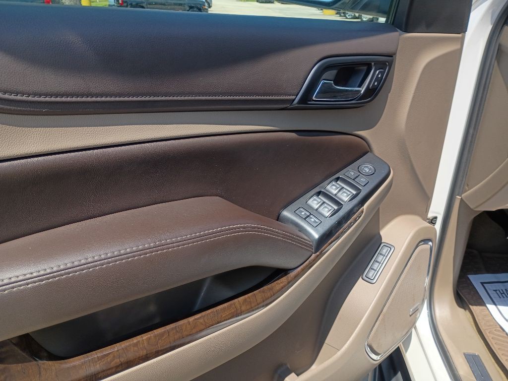 2016 Chevrolet Tahoe Image 6