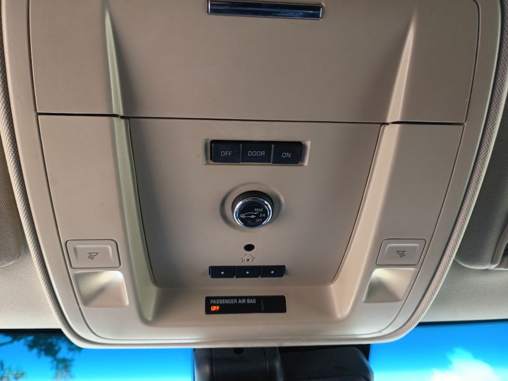 2016 Chevrolet Tahoe Image 10