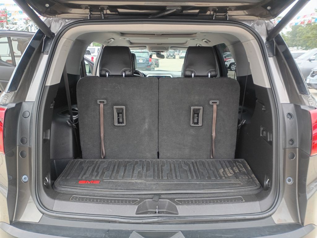 2019 GMC Acadia Image 17