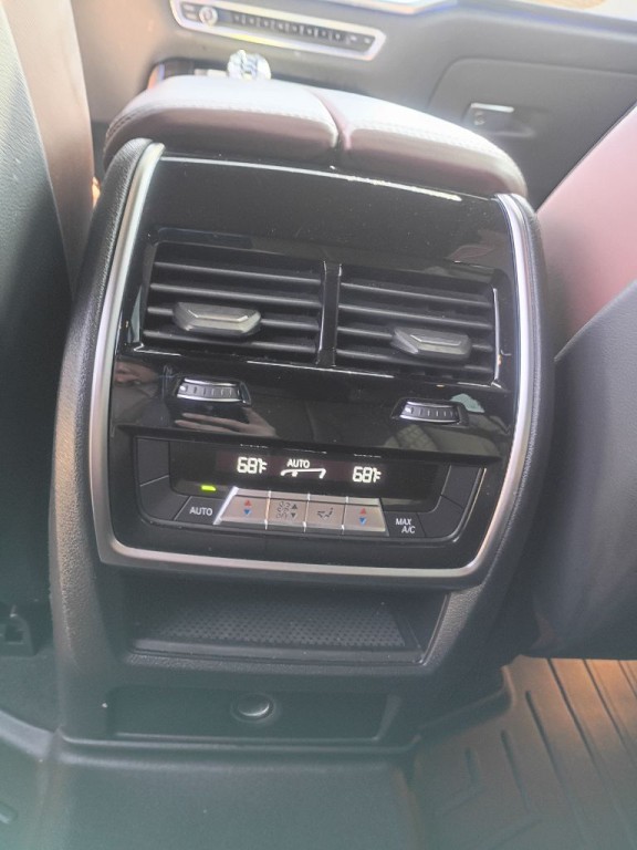 2020 BMW X5 Image 16