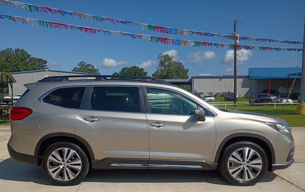 2019 Subaru Ascent Image 2