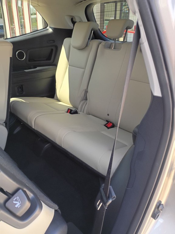 2019 Subaru Ascent Image 16
