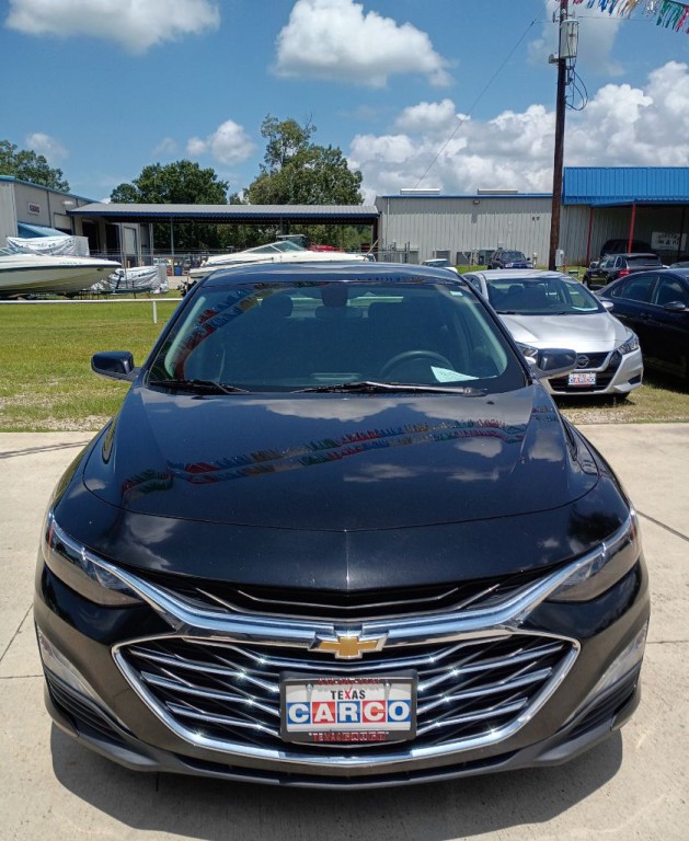 2022 Chevrolet Malibu Image 2